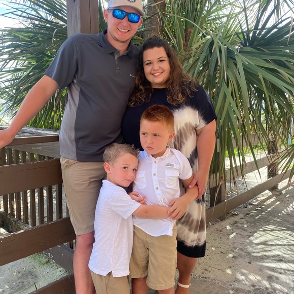 Meet your Posher, Brettney - Picture 2 of 3